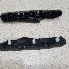 ŚLIZG MOCOWANIE ZDERZAKA HYUNDAI i10 II 2013-2017