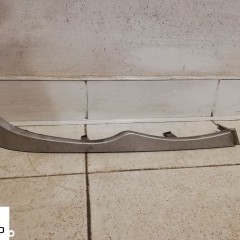 LISTWA POD LAMPE PRAWA SEDAN BMW E46