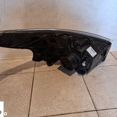 Lampa Opel Vivaro Zwykła z LED Europa