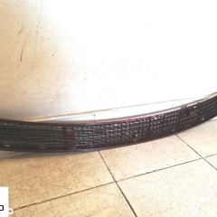 MERCEDES - BENZ W203 WLOT KRATKA MASKI