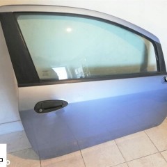 Drzwi przód prawe Fiat Grande Punto 3D