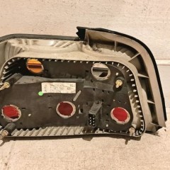 BMW E36 SEDAN LAMPA TYŁ PRAWA EUROPA